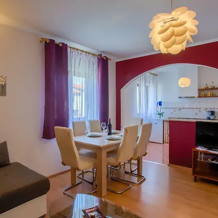 Apartment House Silvija *