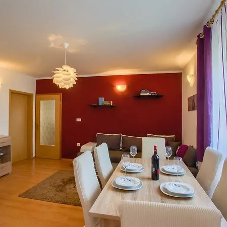 Apartment House Silvija