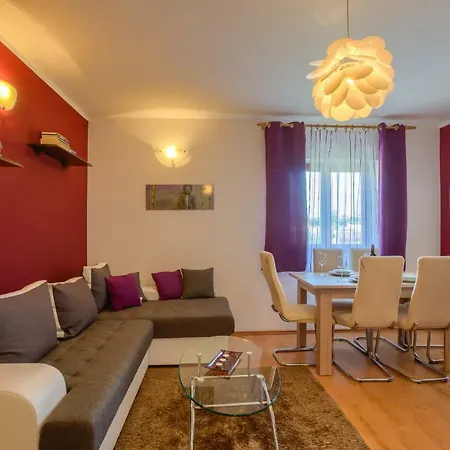 Apartment House Silvija